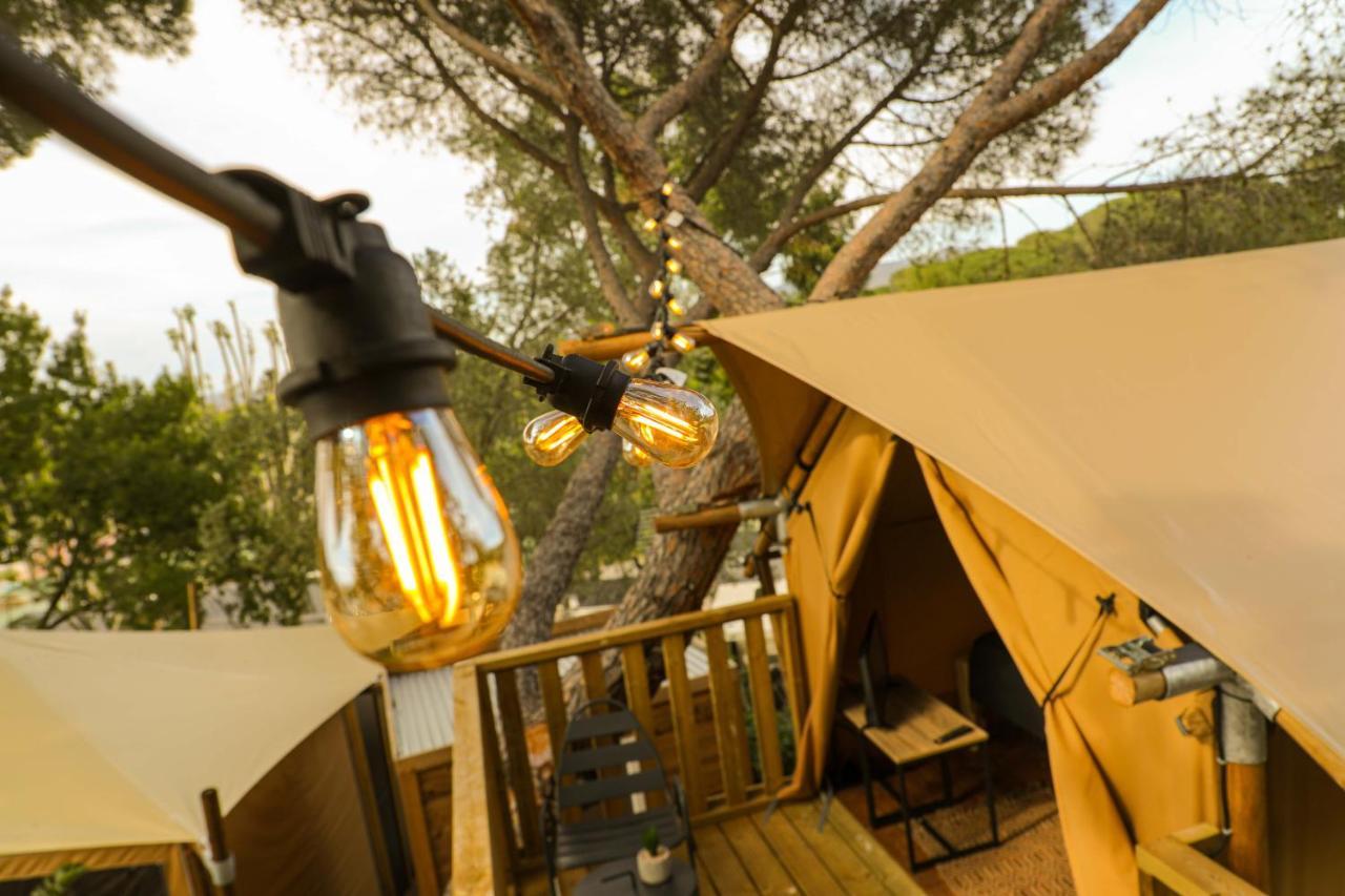Camping Site De Gorge Vent Fréjus Exterior foto